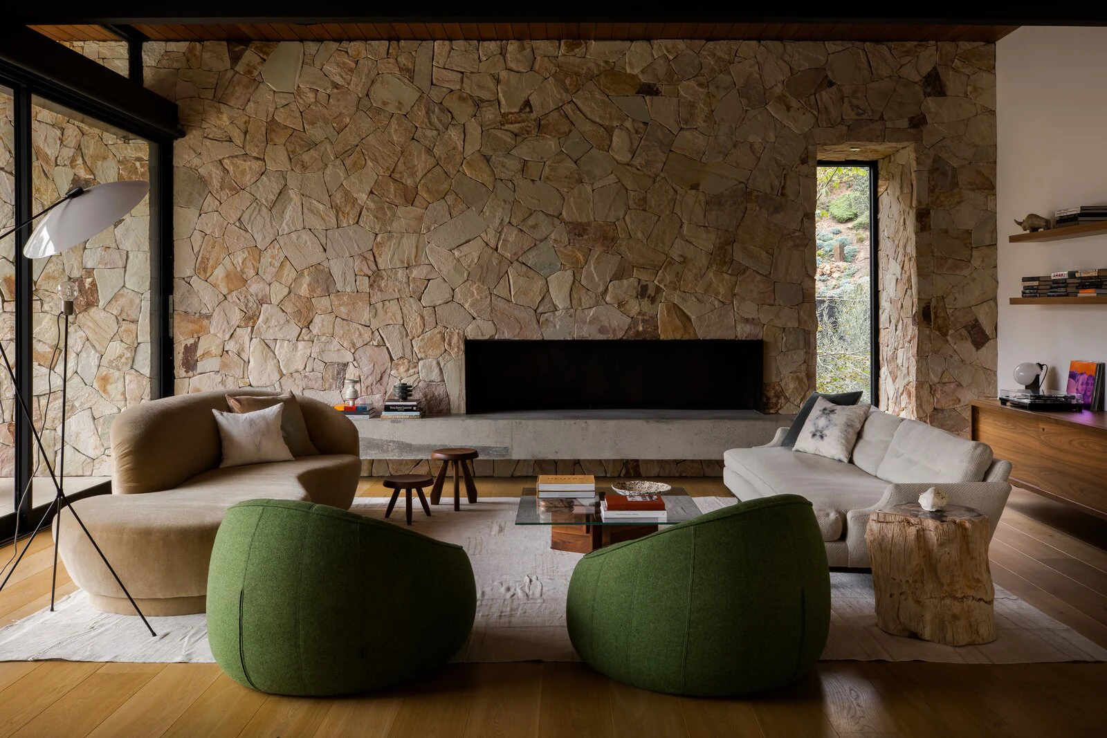 Natural Stone in Luxury Interior Architecture
