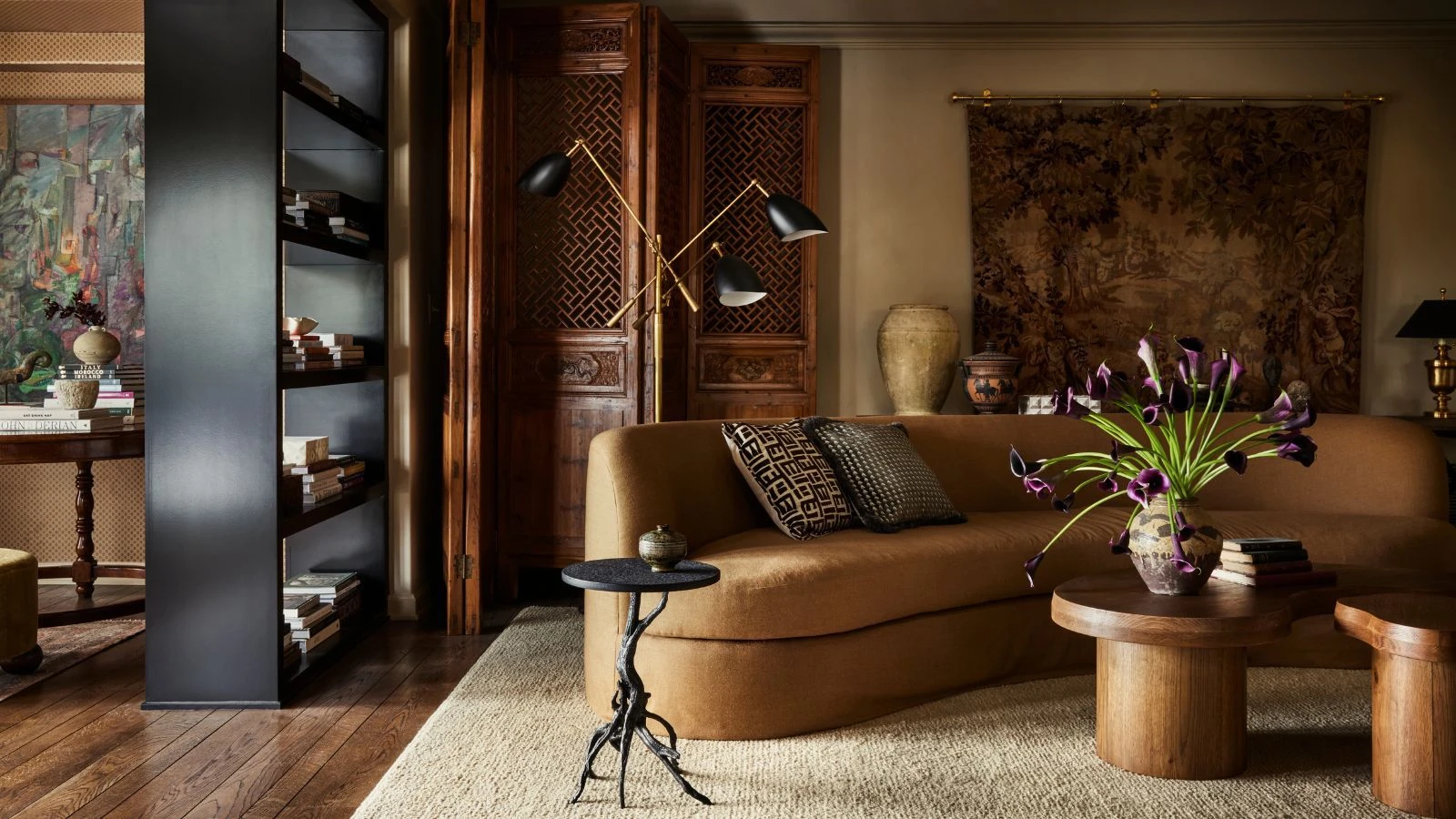 Official design copyright documentation for cultural assets in modern interiors.